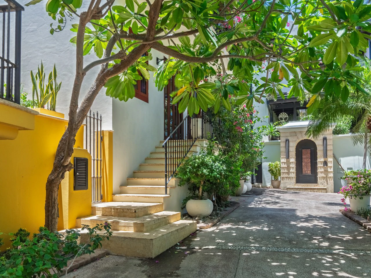 25 Paseo Del Mar: Best-Priced Beachfront Home in Las Catalinas - Gallery image 43