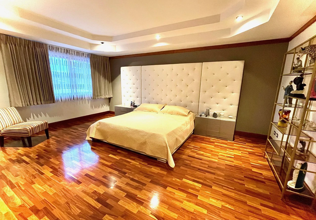 Modern single-story house for Sale - Gallery image 15