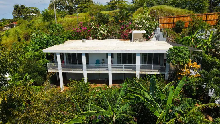 Casa Mar y Cielo: Ocean View Hilltop Home Near Samara