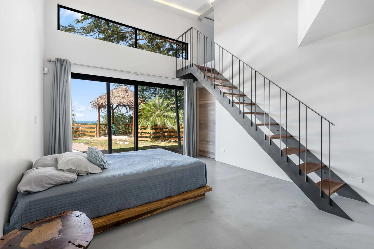 Casa Siempre Surfeando: Ocean Views + 1.45 Acres - Gallery image 11