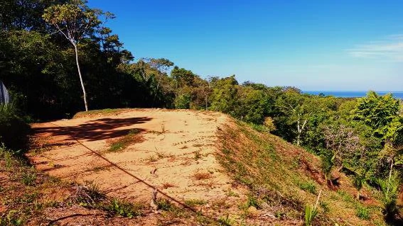 Lote Residencial en Venta, Bahía Ballena, Puntarenas: Near the Coast Home Construction Site For Sale in Bahía Ballena