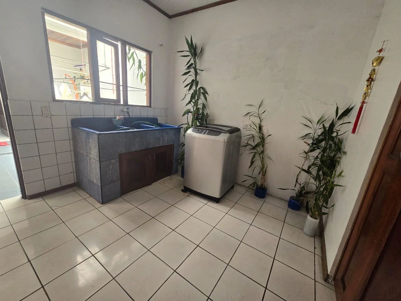 BEAUTIFUL HOUSE FOR SALE IN RESIDENTIAL MONTENEGRO, ALAJUELA - Gallery image 7