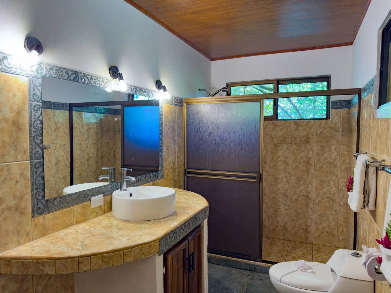 Flutterby Condo: Manuel Antonio’s Exclusive Rainforest Haven - Gallery image 20