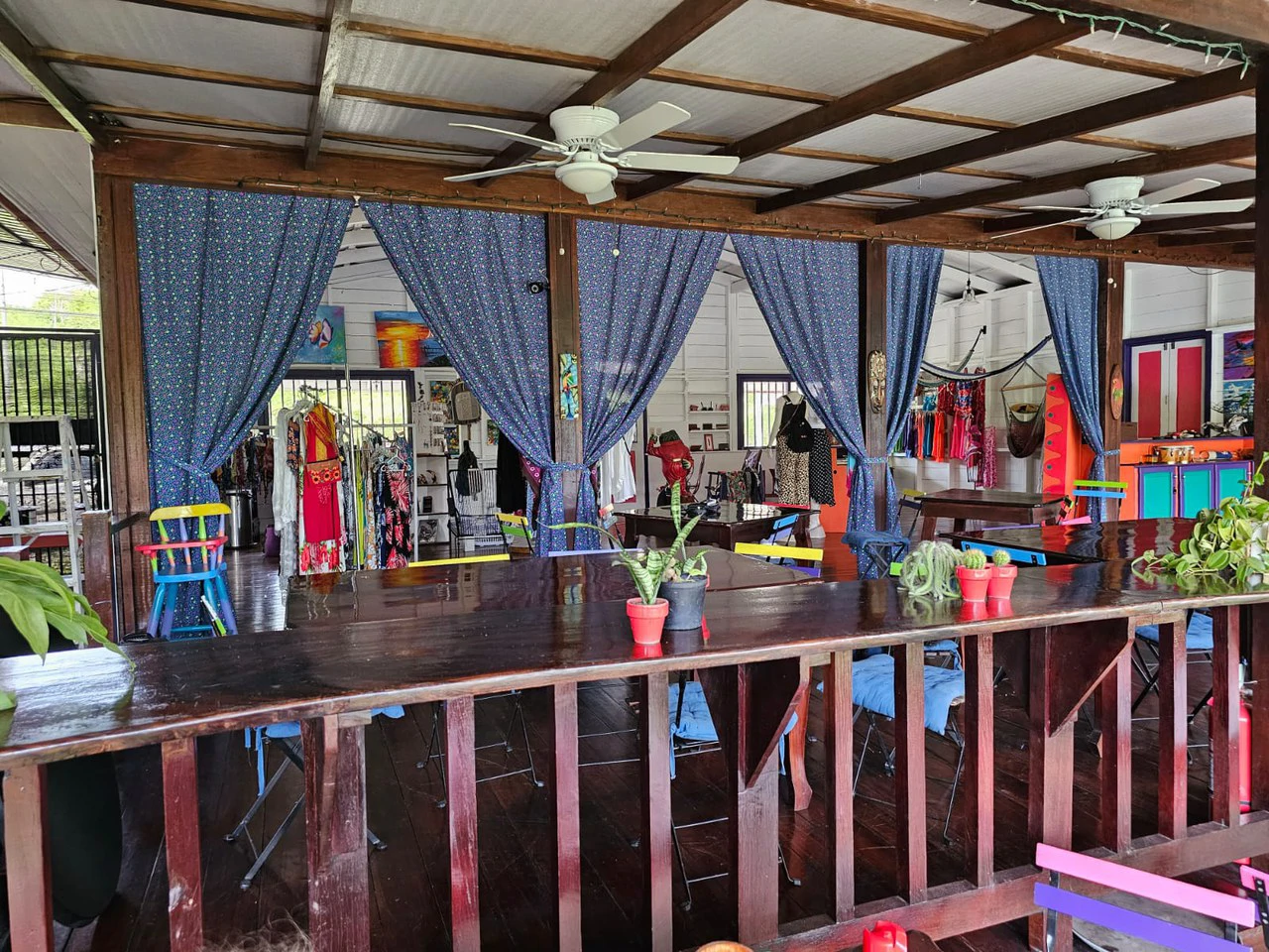 Hospitality At Its Finest: Turnkey Luxury Retreat: Lakeside Boutique Hotel & Eco-Sanctuary - Gallery image 4