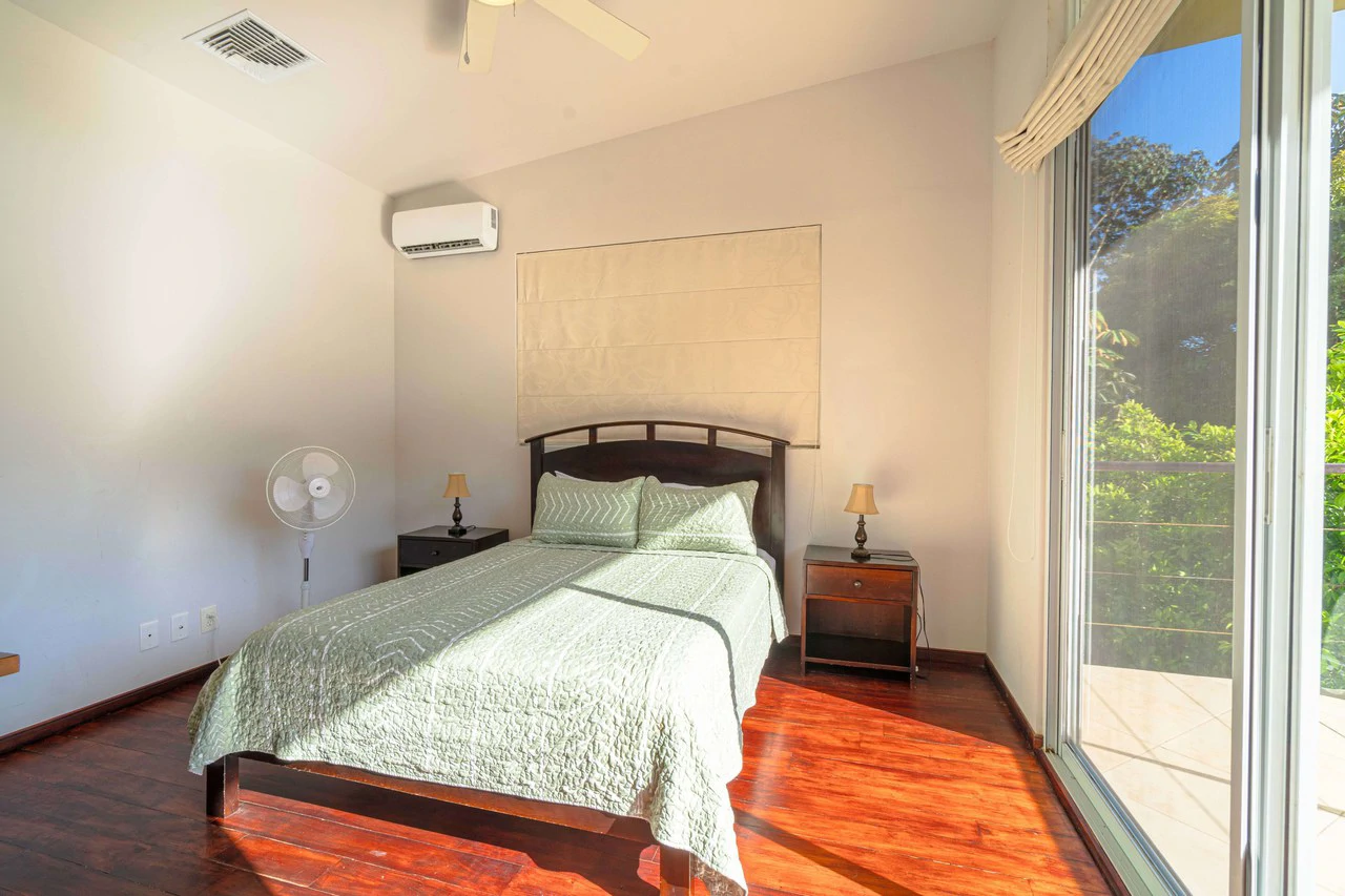Casa Fox Las Palmas: Mountain House For Sale in Quepos - Gallery image 13