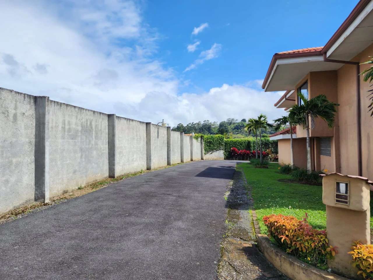 Villa For Sale in San Luis - Gallery image 46