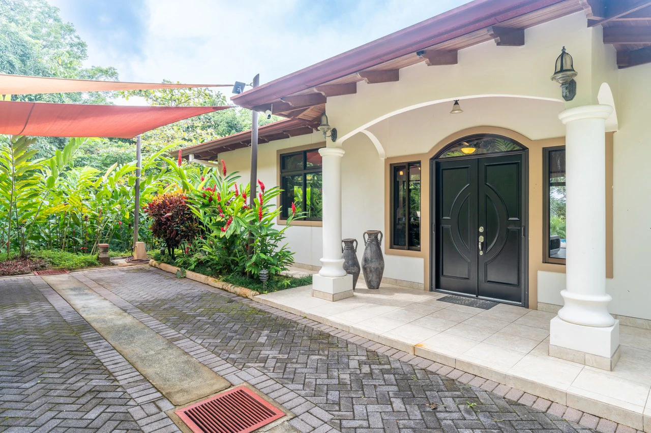 Ocean Mountain View with Privacy! Casa Carpe Diem: Mountain House For Sale in Ojochal - Gallery image 13