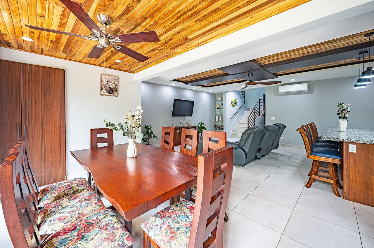 A Home in Jaco's Best Gated Community!: Near the Coast Condominium For Sale in Jacó - Gallery image 8
