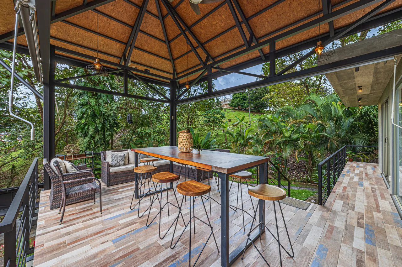 3 bedrooms, 2.5 bathrooms Villa Steps from Uvita, beautiful Beaches, Waterfalls, Restaurants and Tourist Attractions. - Gallery image 4