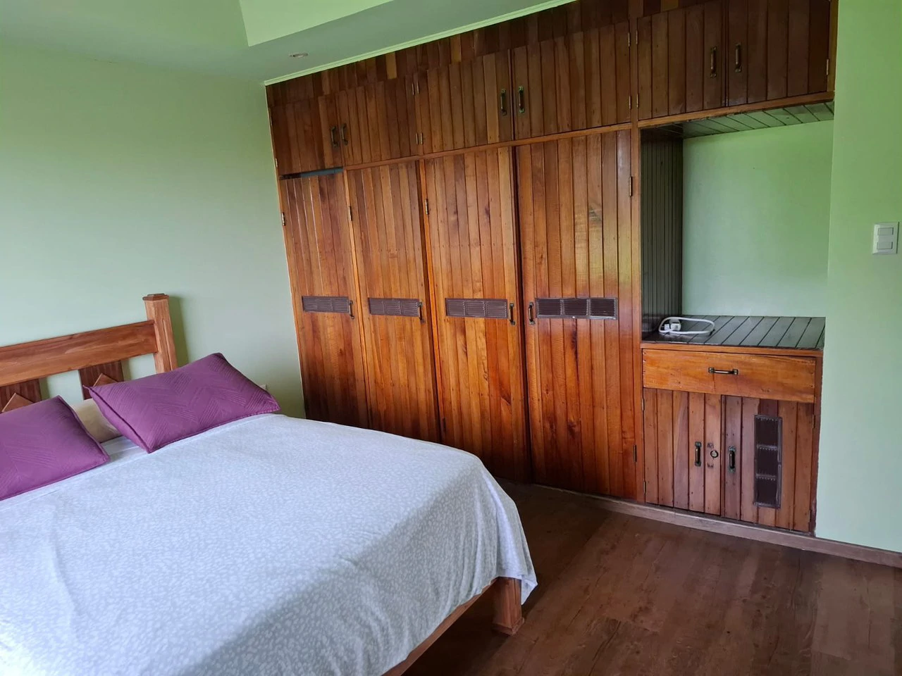 El Condor Casa: REDUCED by $ 50K  ! 3/3 Home With 4 Beds on Just Under 1 Acre. Income producer - Gallery image 11