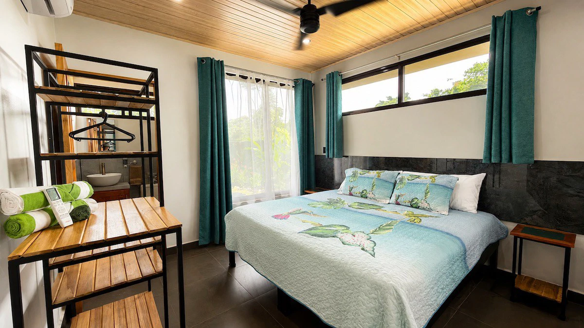Turnkey Two-Home Property & Boutique B&B in Drake Bay, Osa Peninsula - Gallery image 10