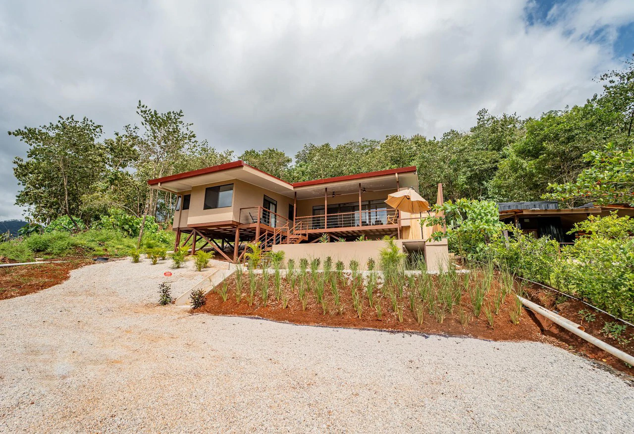 Casa Melina - Modern 3BR Mountain View Home: Mountain House For Sale in Playa Samara - Gallery image 3