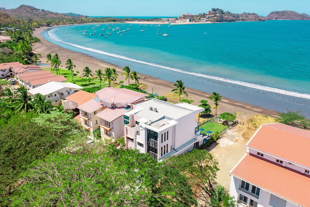 Villa Ballena: Sleek and Modern Beach House in Costa Rica - Gallery image 59