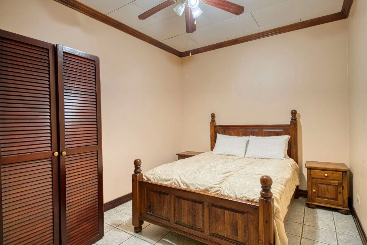 Price Reduced! Income-Generating Property in Costa Rica – Turnkey & Active Rental Business - Gallery image 15