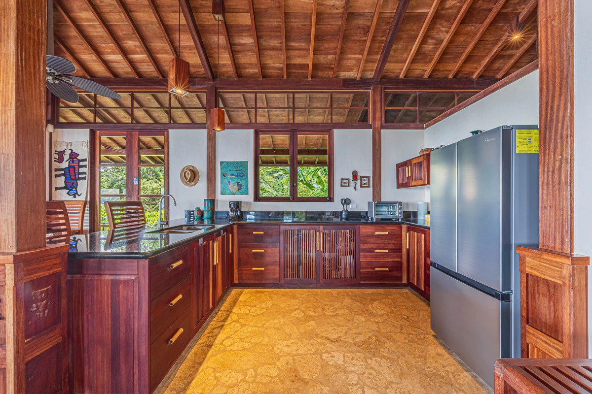 1.37 ACRES – 2 Bedroom Bali Style Home With Pool And THE BEST Ocean View!!!!! - Gallery image 36