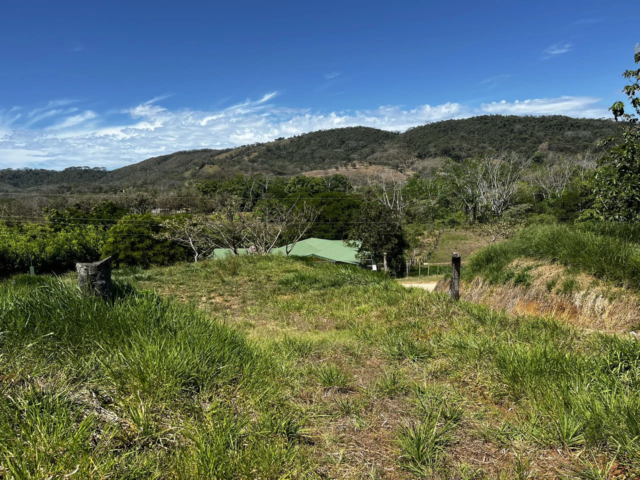 Downtown Hojancha: Home Construction Site For Sale in Playa Samara