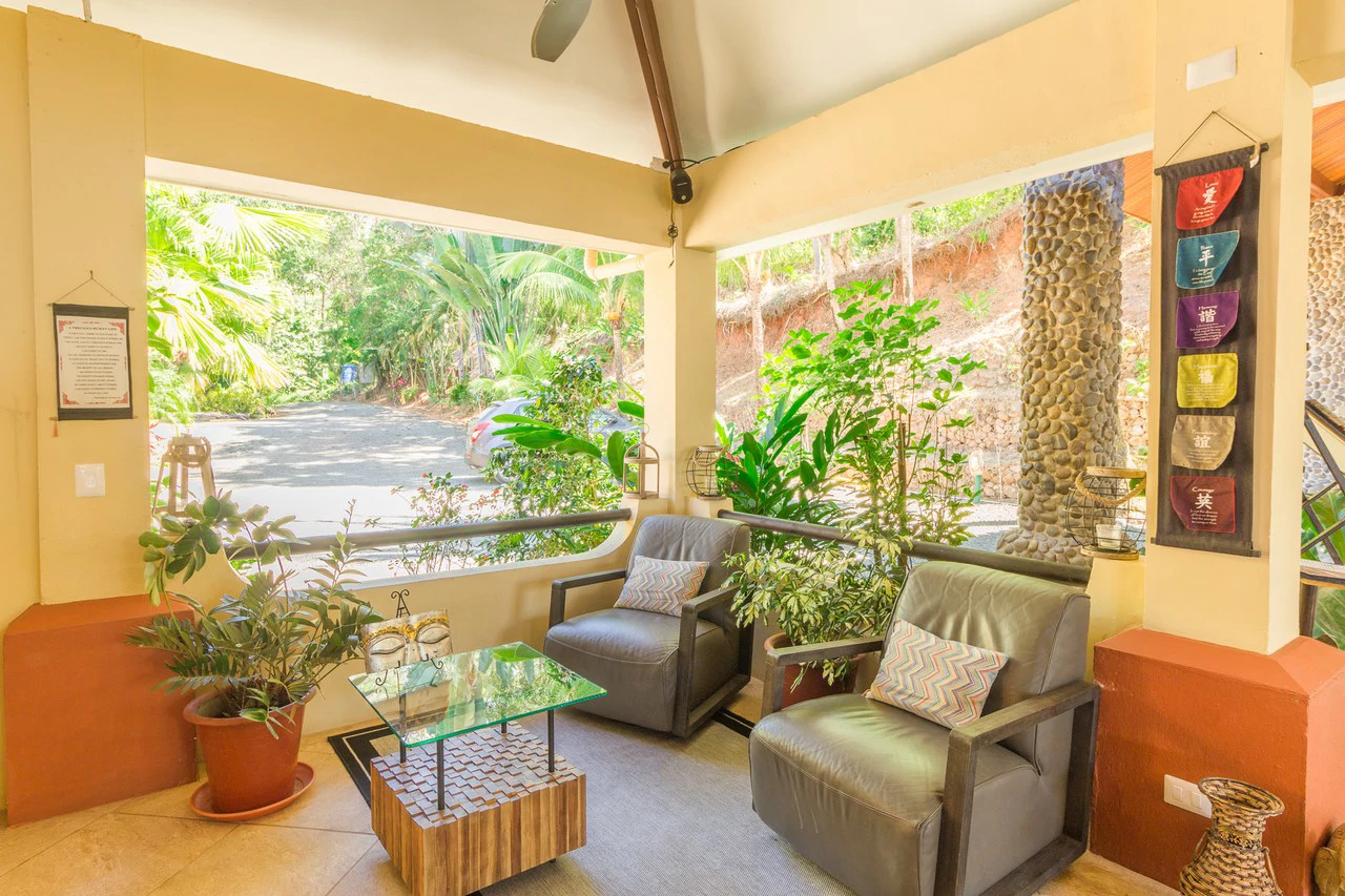 Popular 20-room Boutique hotel /retreat. Stunning ocean views - Gallery image 31