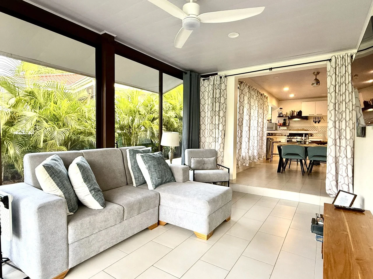 $399,000 USD VILLA HELICONIA: Villas Del Mar, (near Tango Mar Resort, beach, golf, restaurants and waterfall) - Gallery image 11