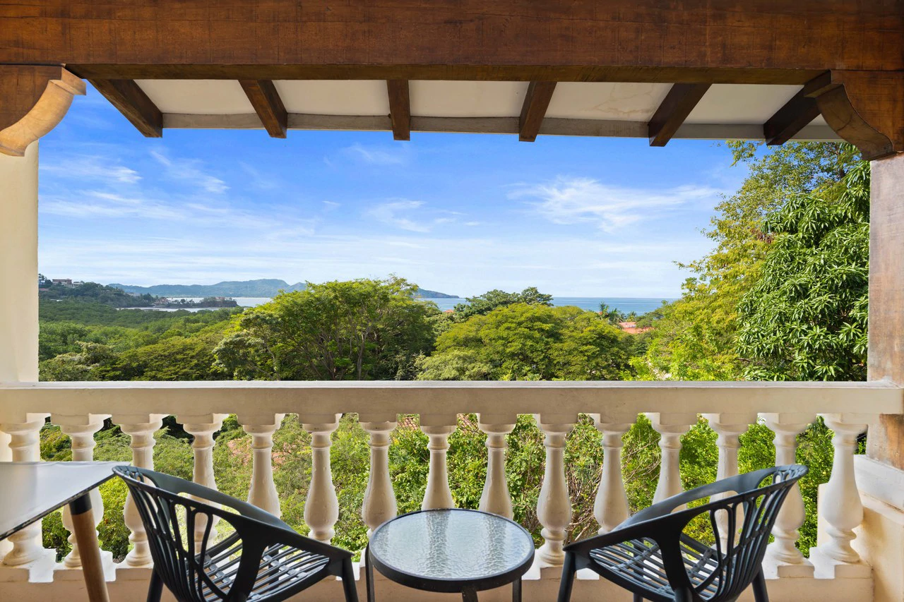 Tres Vistas Marina Real: Stunning 3BR Penthouse with Ocean & Marina Views