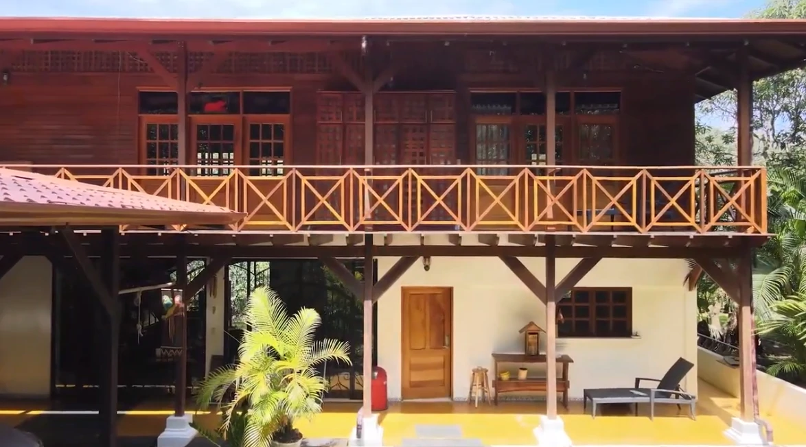 Finca Bambu: Unique Luxury Chalet, Guest house and Pool! - Gallery image 4