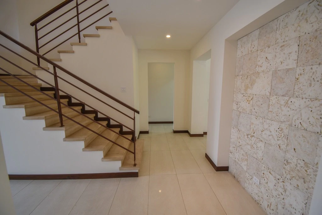 Casa de 4 Habitaciones en Lindora: House For Sale in Lindora - Gallery image 6