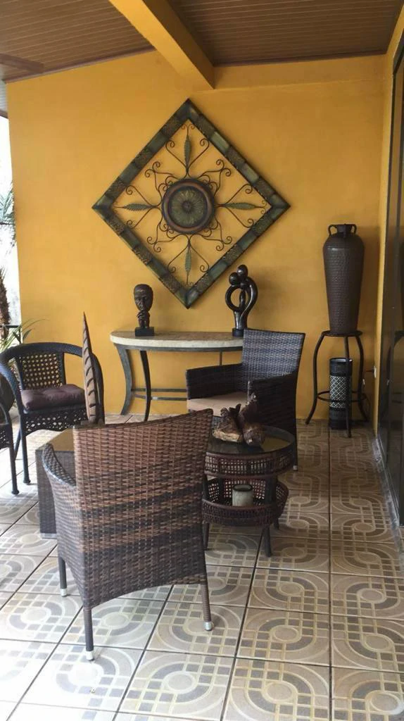 Estate in Esparza with 3 Homes, Pool & Tourism Potential – Perfect for Investment or Vacation Living! - Gallery image 16