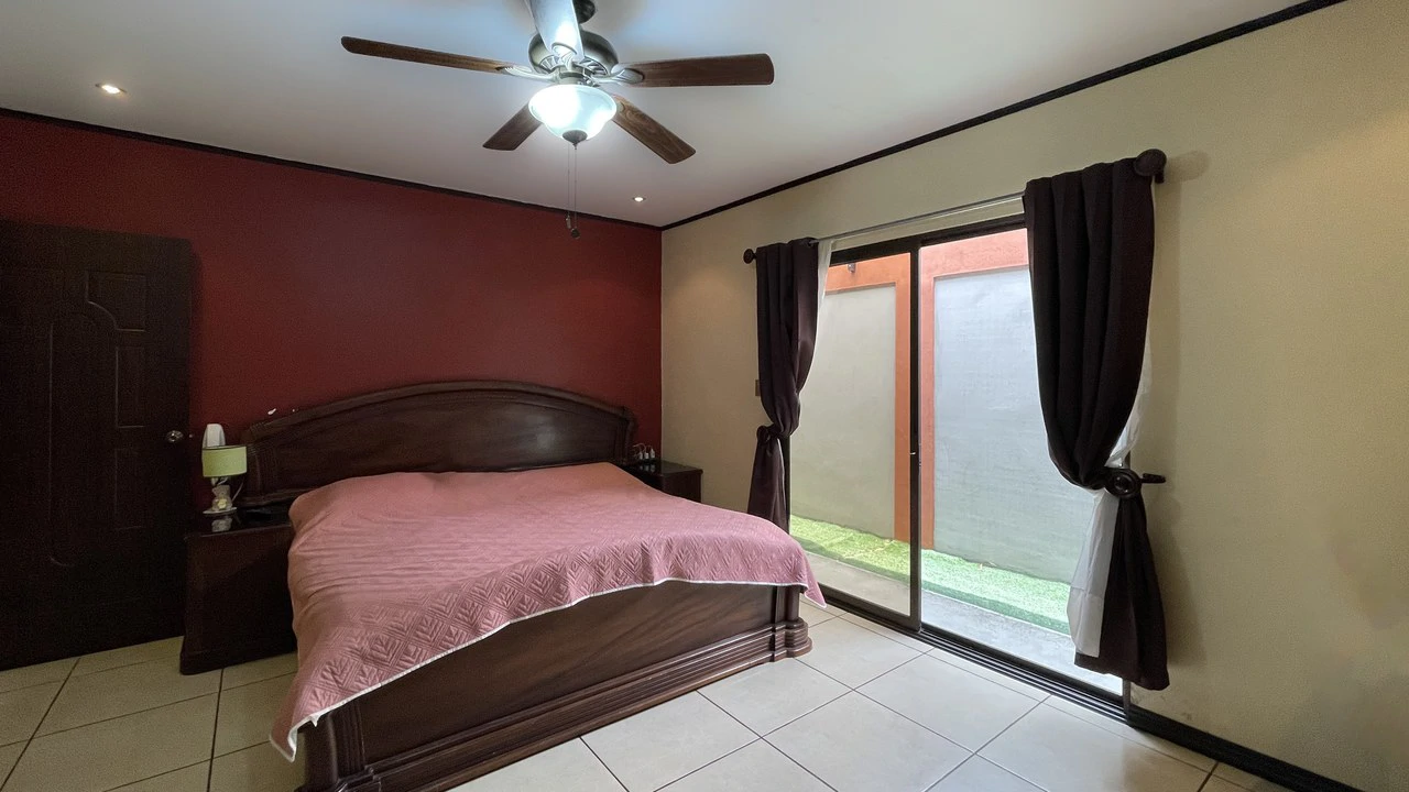 House for sale in Grecia in gated community, Las Calas - Gallery image 8