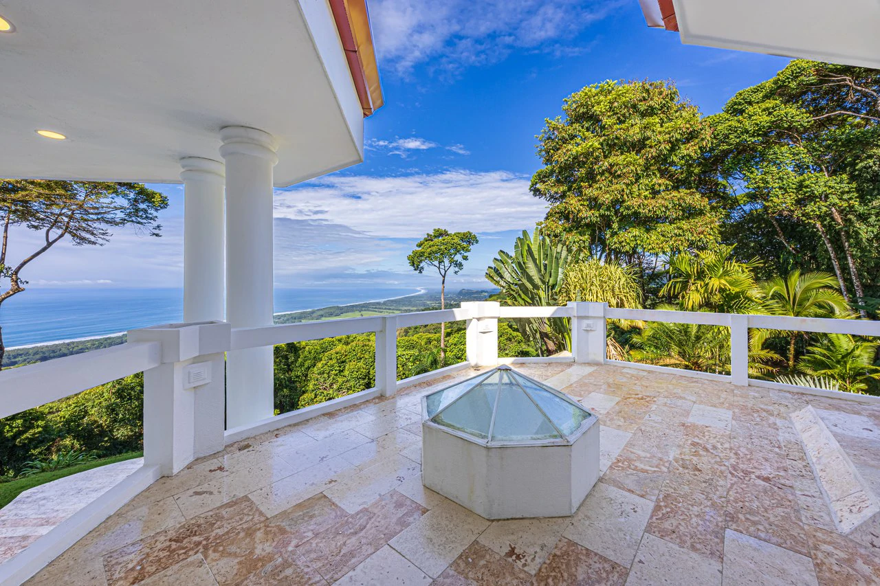 17 ACRES – 5 Bedroom Grand Estate, Guest House, SPECTACULAR VIEWS!!! - Gallery image 27