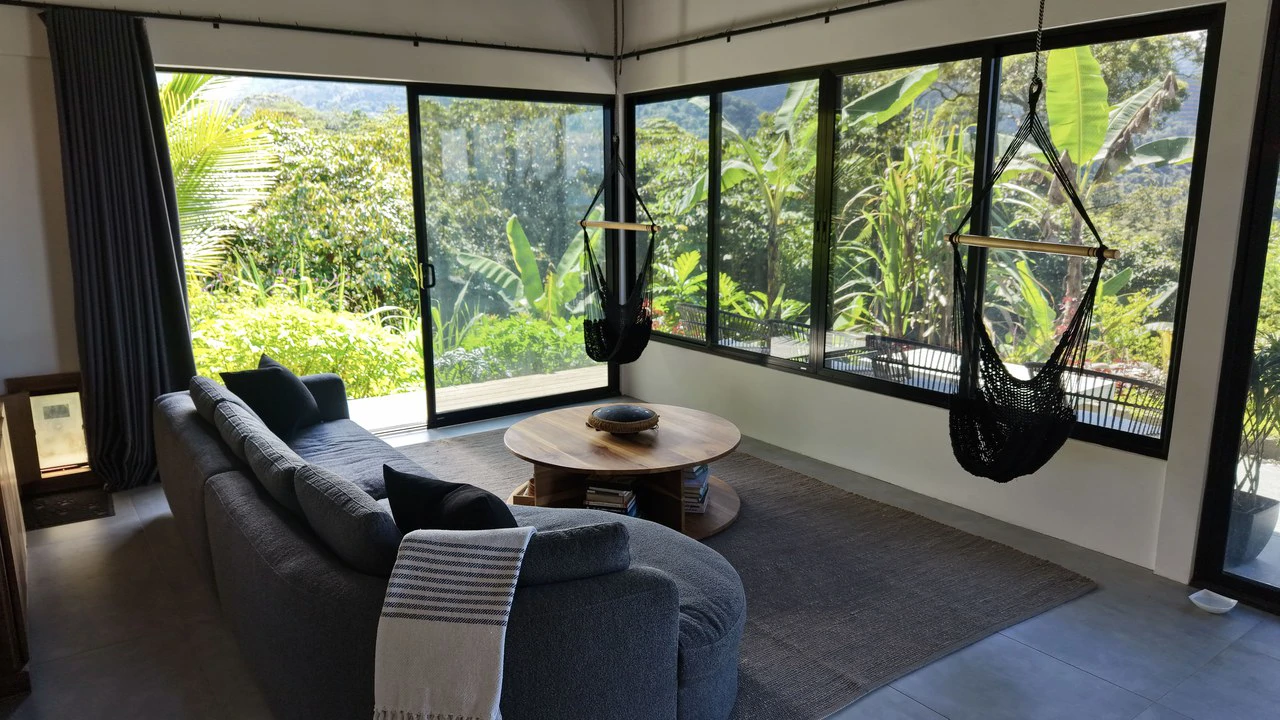 Mountain and Countryside House For Sale in Santa Elena - Gallery image 14