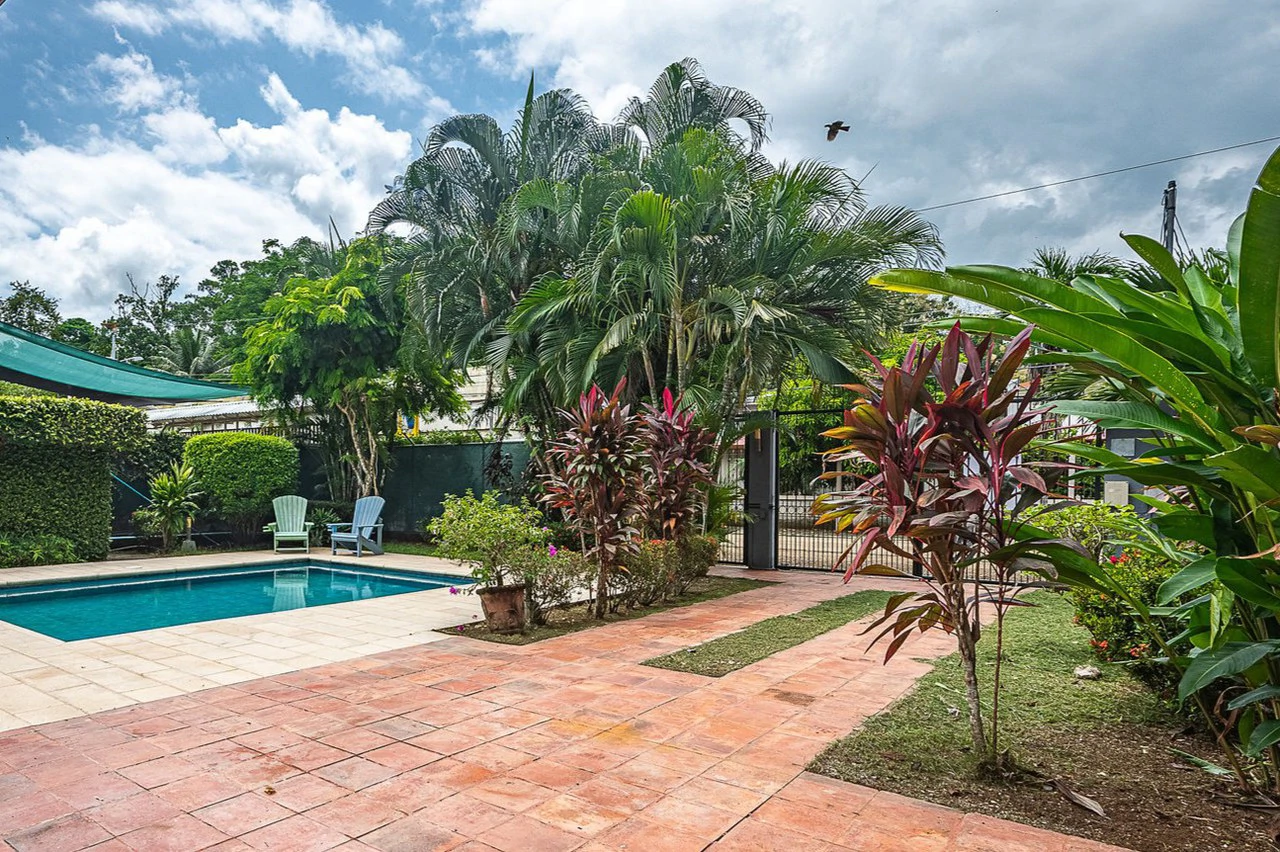 Modern Coastal Affordable 3-bedroom Home Near Los Sueños Resort - Gallery image 38