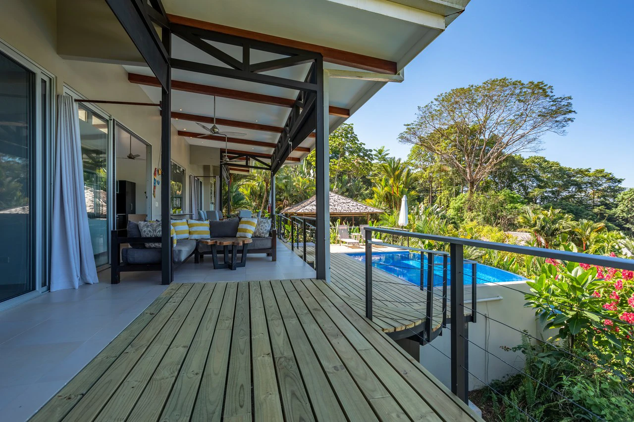 Luxury Villa with Guest House and Ocean Views of Costa Ballena - Gallery image 12