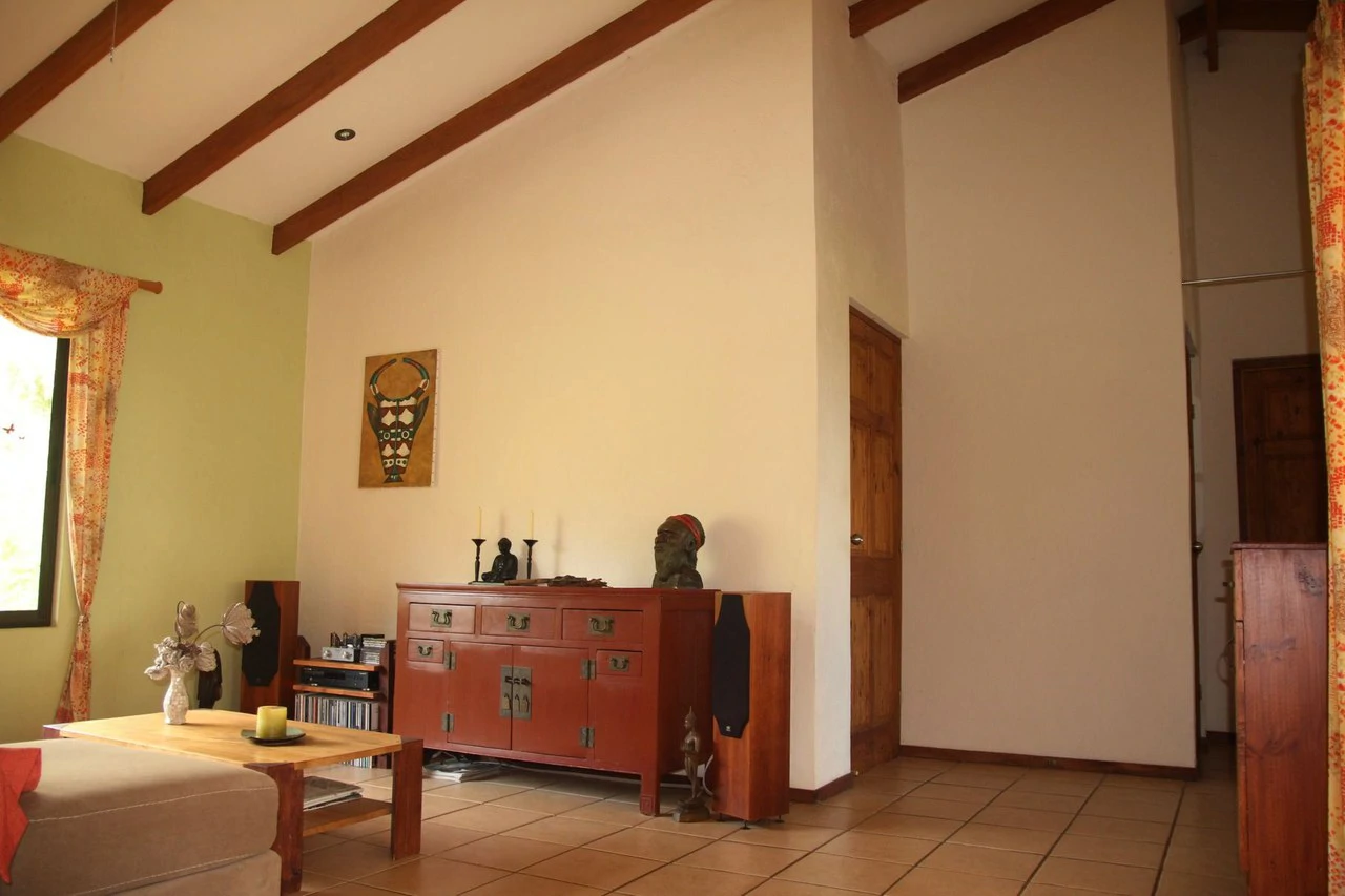 Small Mountain Hotel with camp ground: Charming B&B for Sale in the Mountains of Curubandé, Guanacaste – Nature, Tranquility, and Profitability in One Place. - Gallery image 2