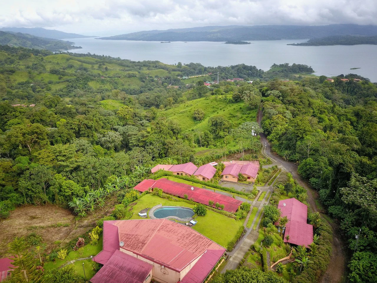 Nepenthe B&B: Hotel / B&B in the Rain Forest with spectacular views of Lake Arenal & Volcano. - Gallery image 3