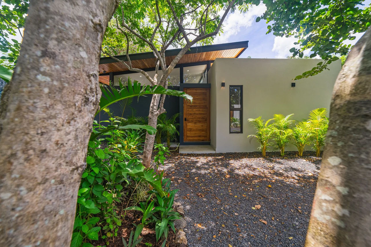 Casa Corteza: 3BR Contemporary Home With Pool - Gallery image 11