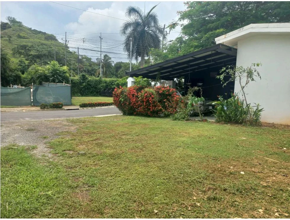 Residential Lot in Jacó, Garabito, Puntarenas: Your Opportunity to Build Your Ideal Home - photo 8