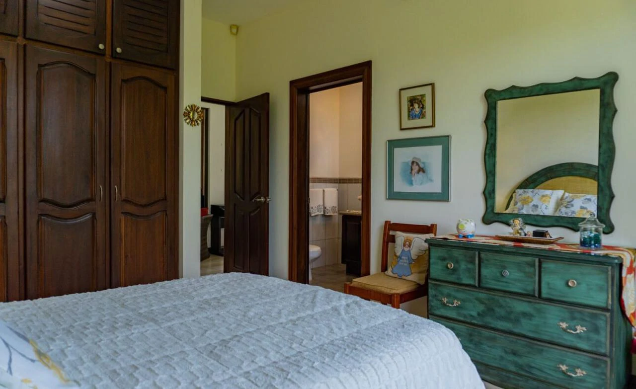 House For Sale in Curubandé - Gallery image 13
