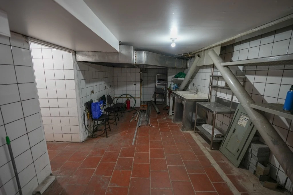 Bar/Nightclub For Sale in Amón - Gallery image 8