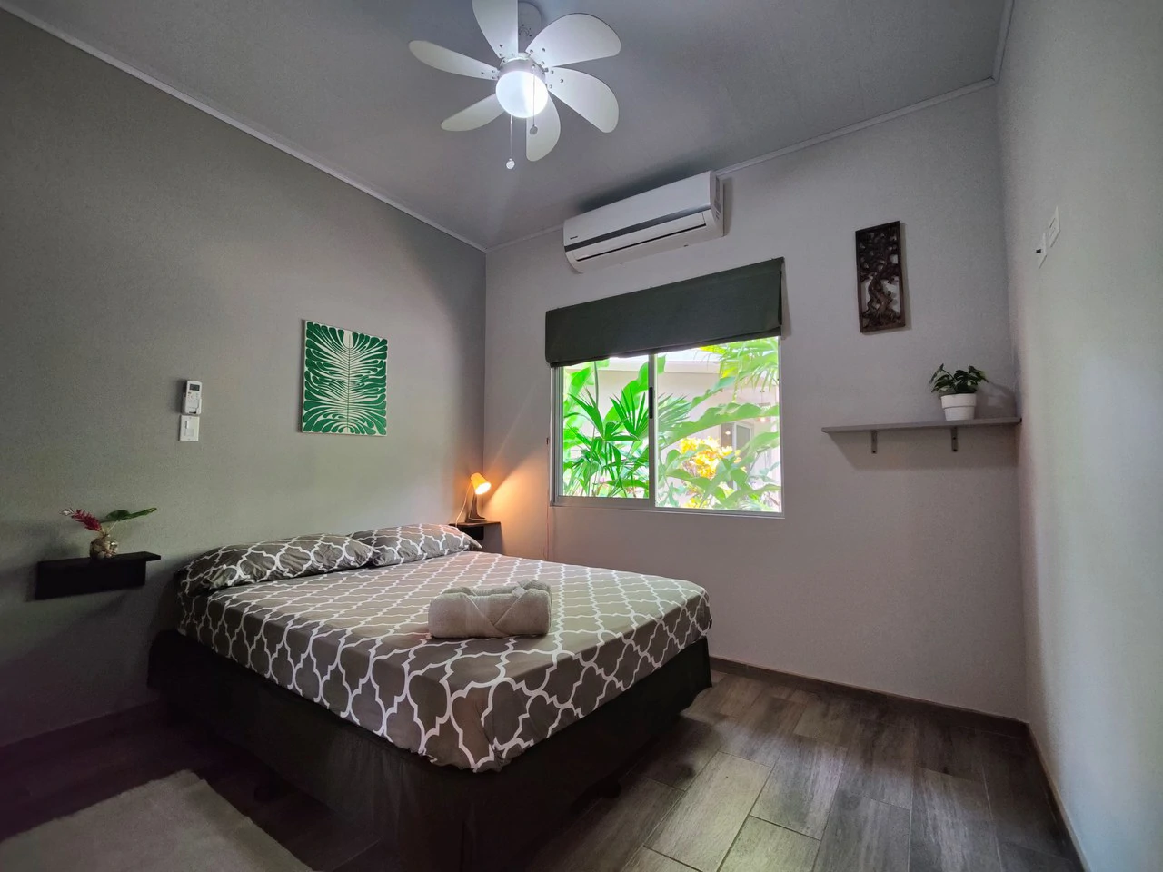 Sibo House - Boutique Hotel: Four Modern Independent Guest Suites in Playa Negra, Steps to the Beach - Gallery image 5