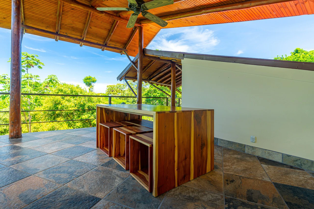 Casa Única -: Ocean View Oasis with Commercial Potential in the Heart of Uvita - Gallery image 19