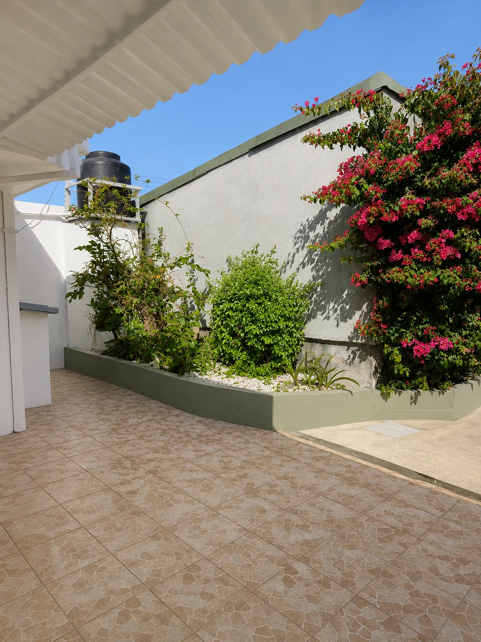 Heredia Centro Mixed-Use Residence & Investment Property - Gallery image 16