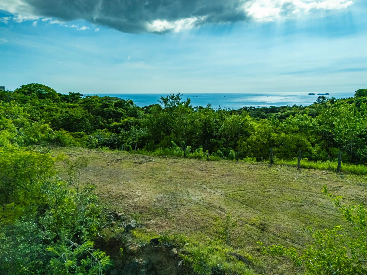 Pacific Heights #2: Ocean View Lot with Water Meter Installed - Gallery image 26