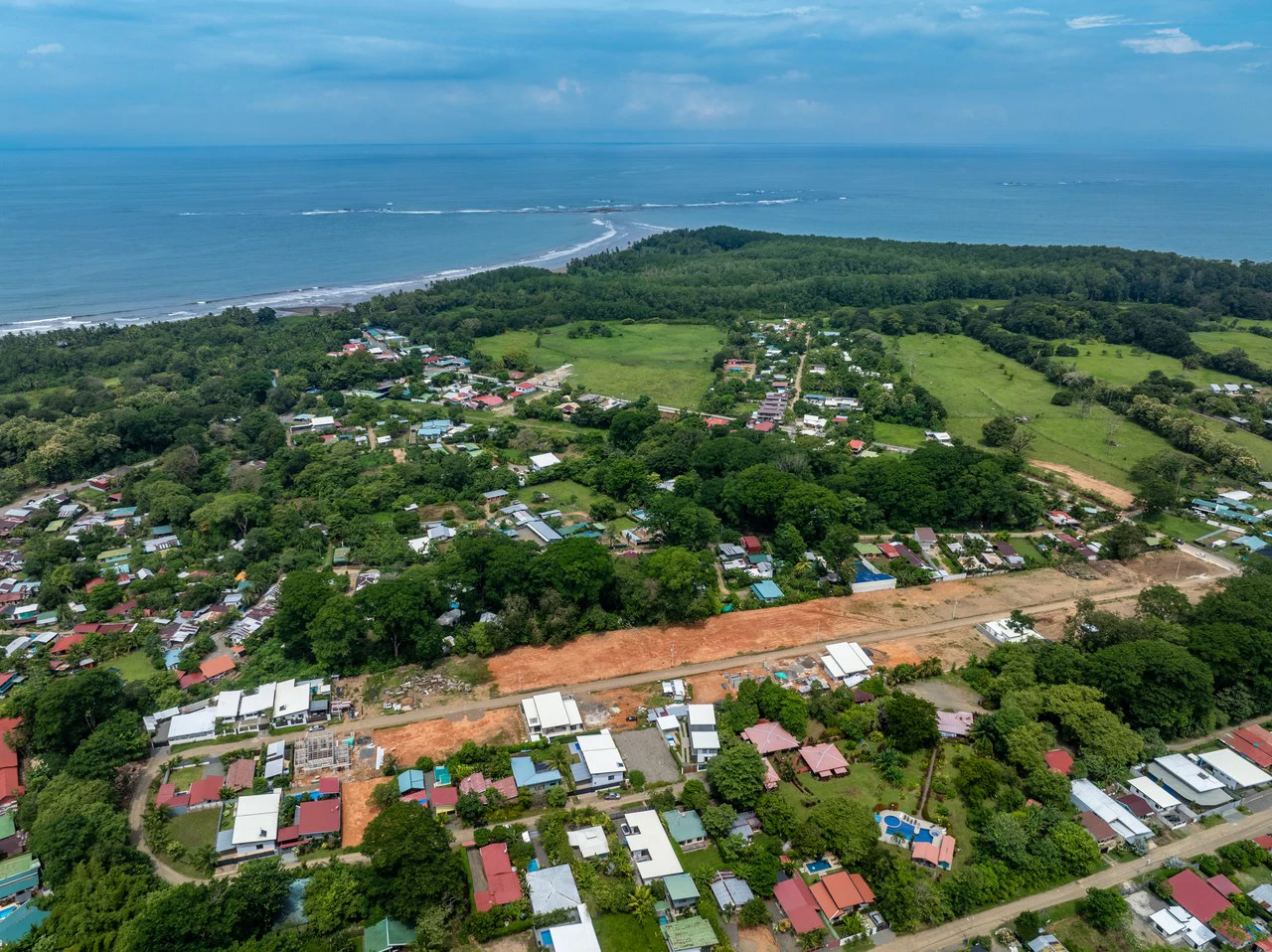 Uvita Beach Bungalow Walking Distance to the National Park - Gallery image 32