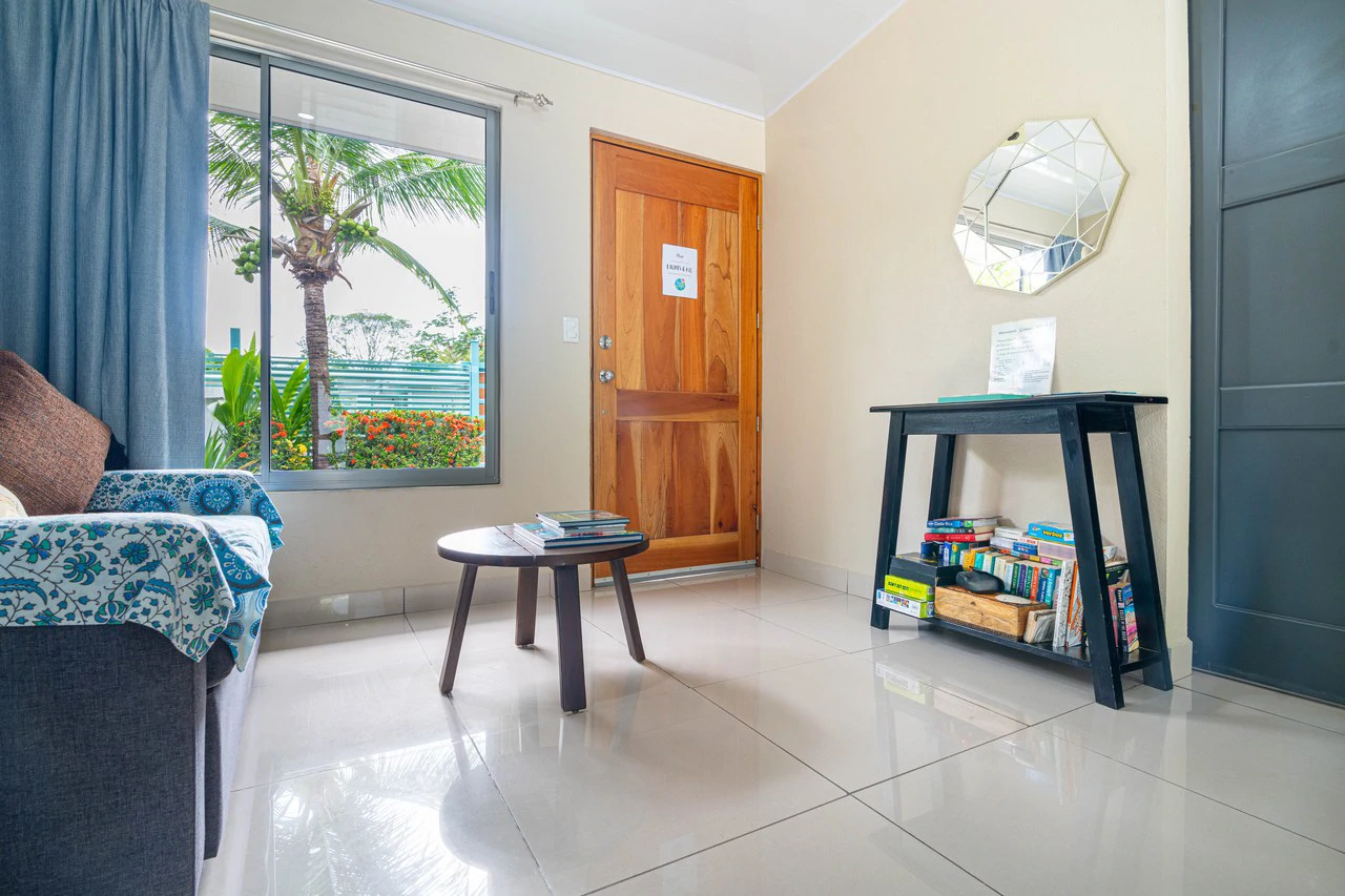 3 Bed Main Home with Two Rental Villas, Walk to Beach in Uvita! Fantastic Location! - Gallery image 42