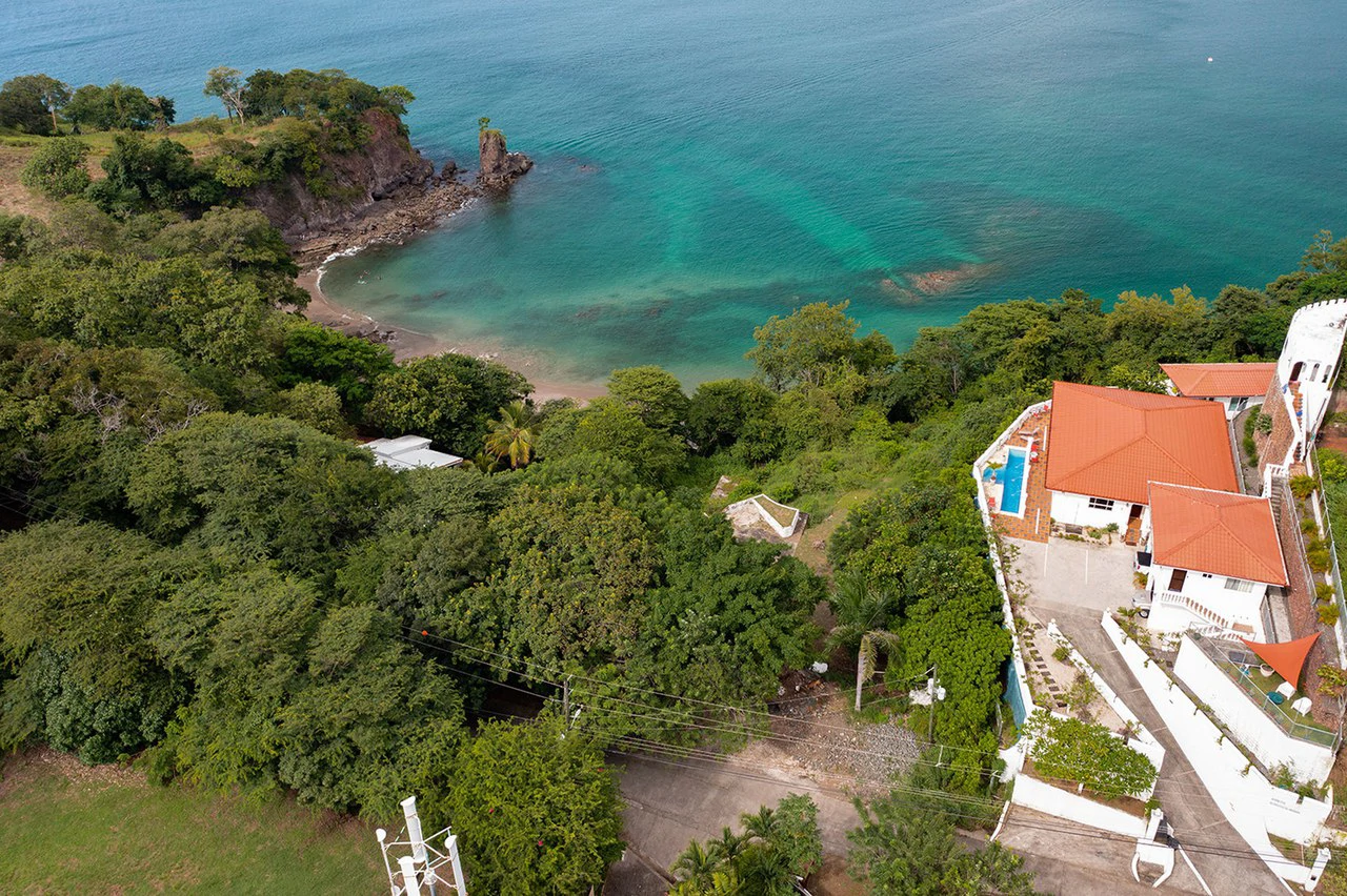 Vista Paraiso: Ocean-View Estate Lot With Private Beach Access - Gallery image 2