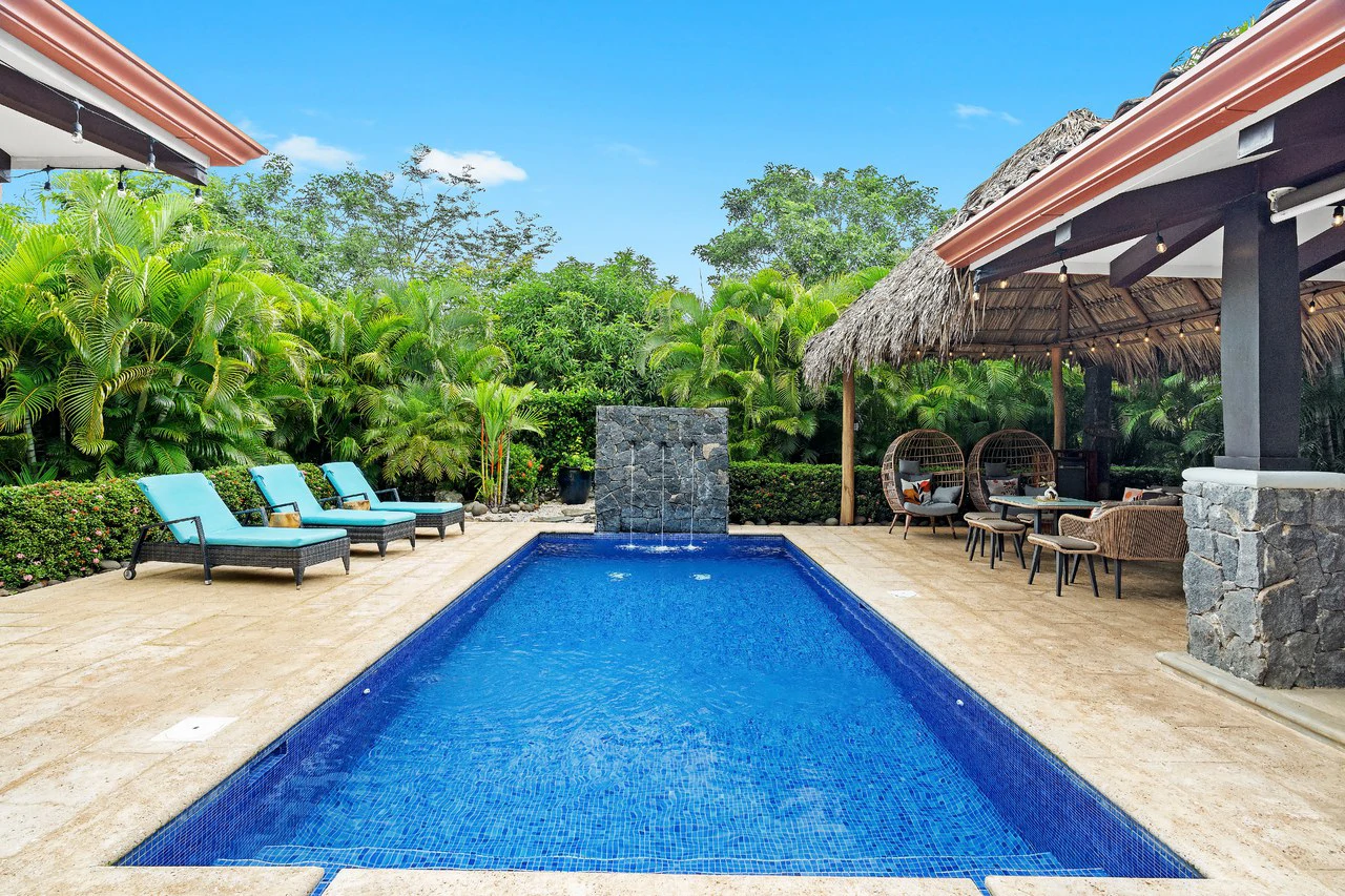 Pura Vida House: 6 bedroom 6 Bathroom Rental Juggernaut in Gated Community - Gallery image 6