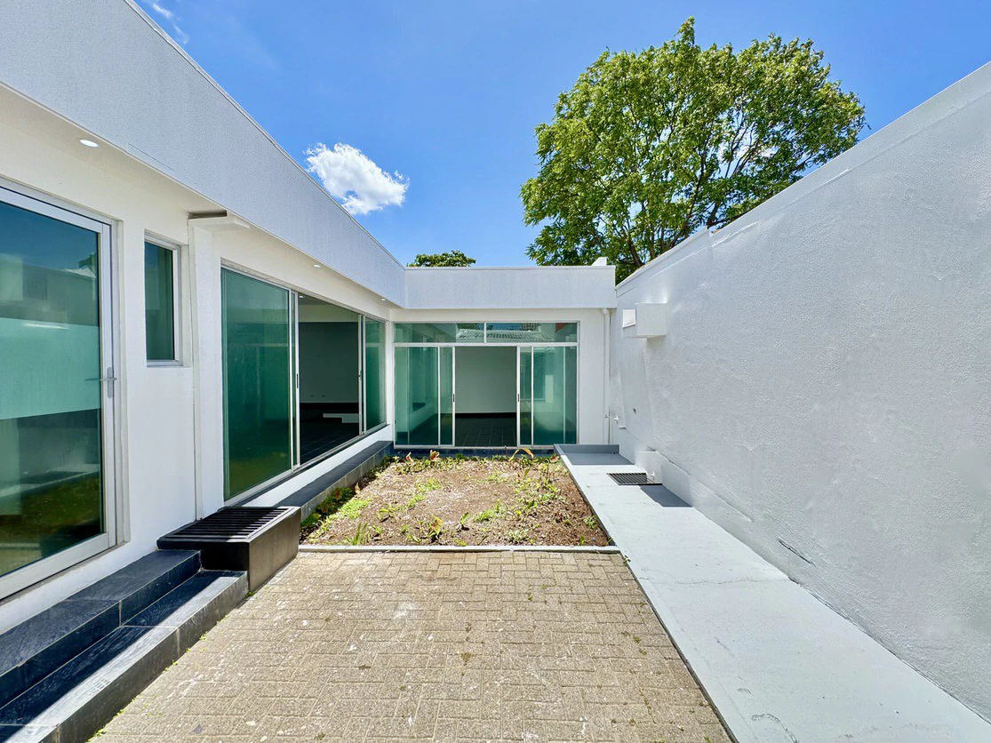 House For Sale in Bello Horizonte - Gallery image 35