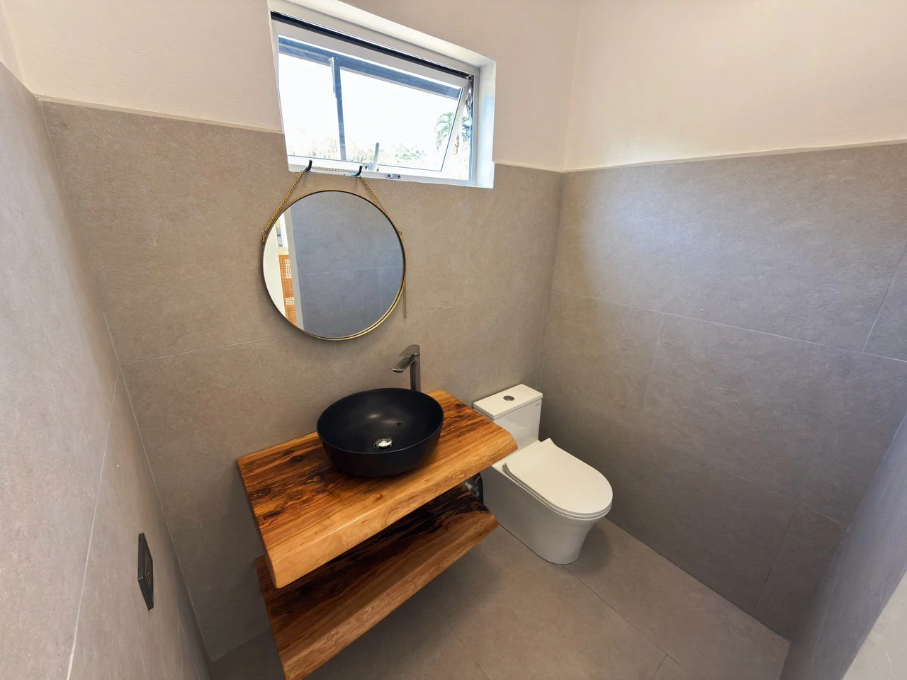 House For Sale in Daniel Flores - Gallery image 15