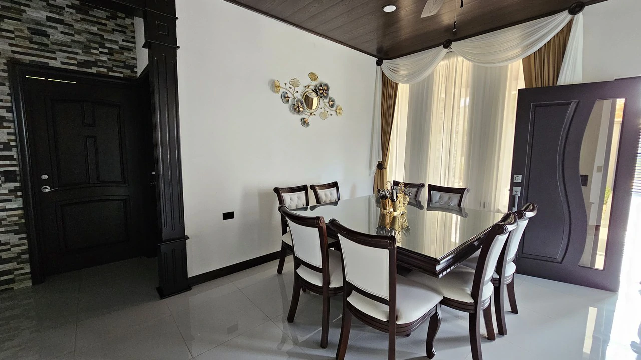 Property for Sale in Punta Islita, Guanacaste – Ideal for Residential Living or Vacation Rental Investment - Gallery image 11