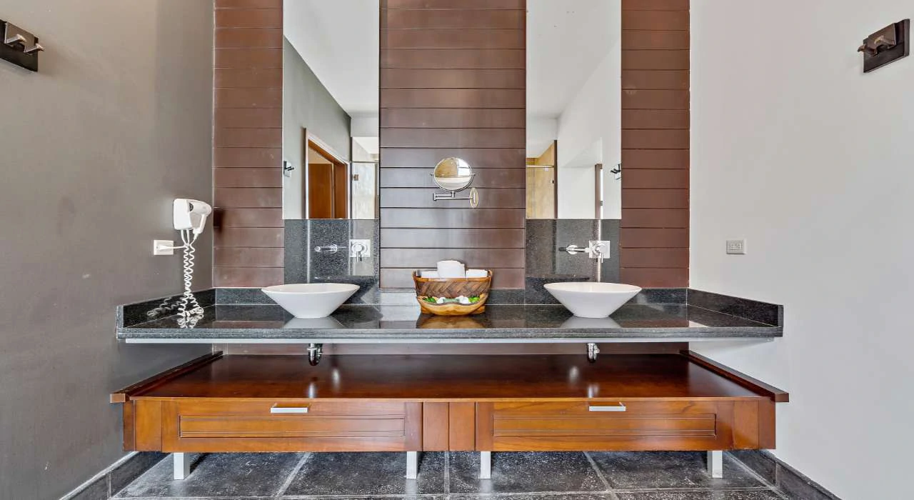 Rainforest 22B: Live in the number one luxury development with private beach in the national reserve of Manuel Antonio - Gallery image 10