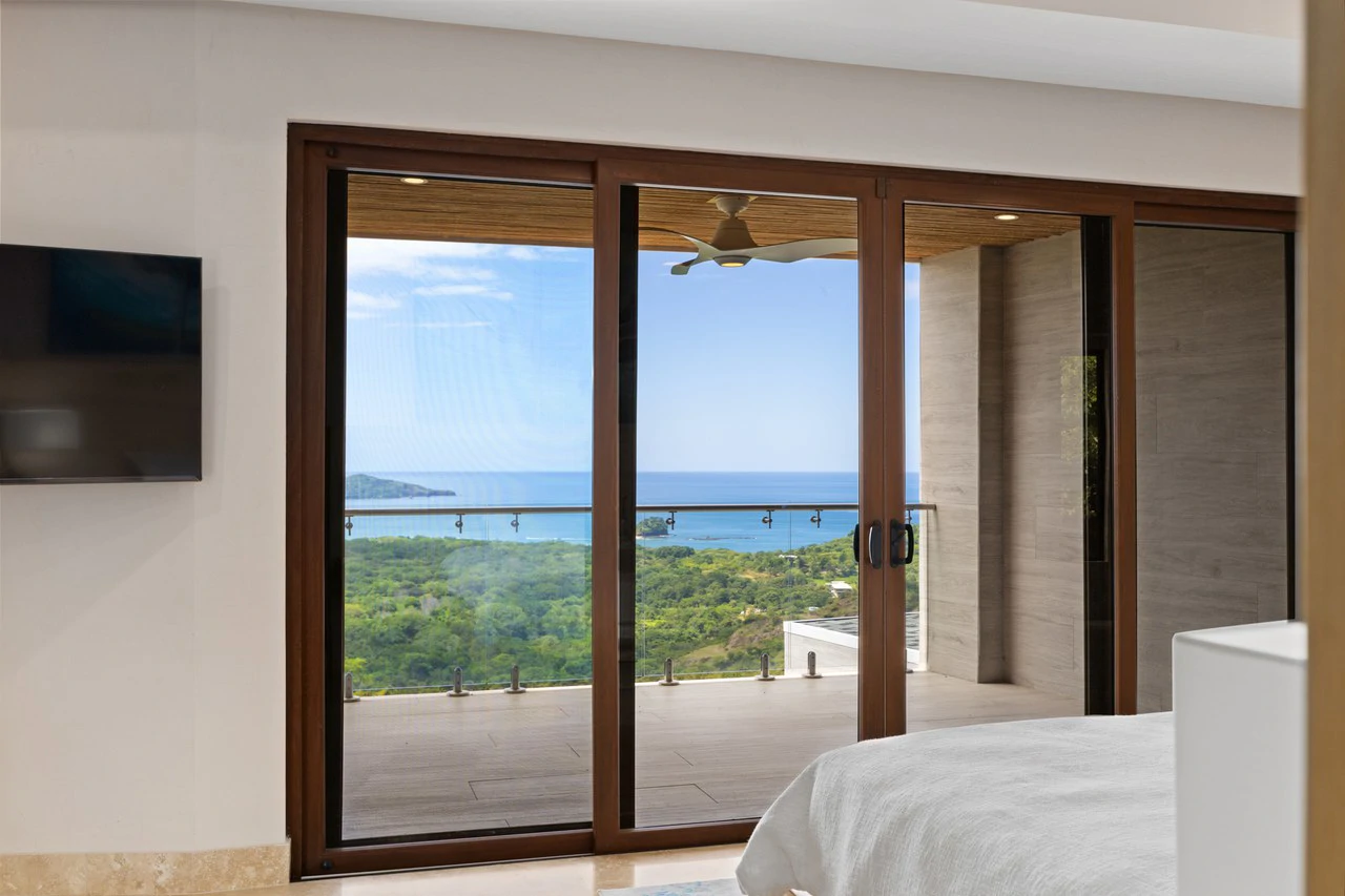 Casa Manta Ray: Indulge in Luxury with Stunning Flamingo Beach Views! - Gallery image 21
